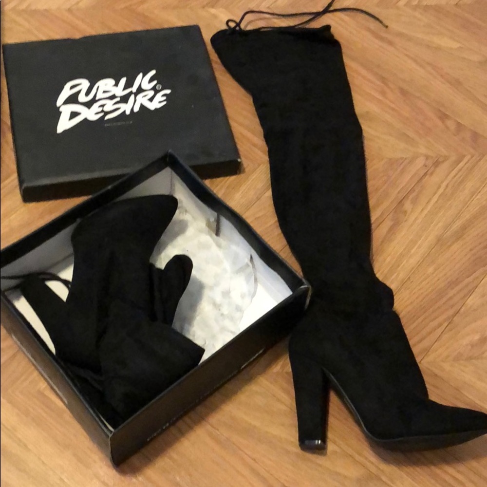 Over the knees thigh high suede boots